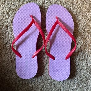 Old navy flip flops